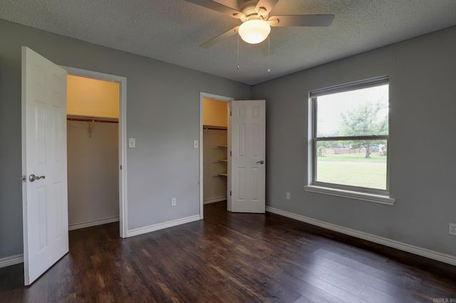 5816 Turtle Creek Drive, Texarkana, TX 75503