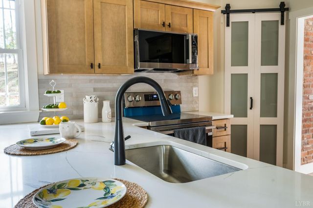 106 Howard Drive, Lynchburg, VA 24503