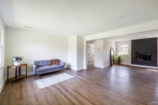 106 Howard Drive, Lynchburg, VA 24503