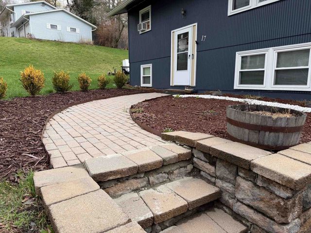17 Cano Drive, Barre Town, VT 05641