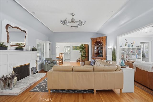 227 El Cerrito, Bakersfield, CA 93305