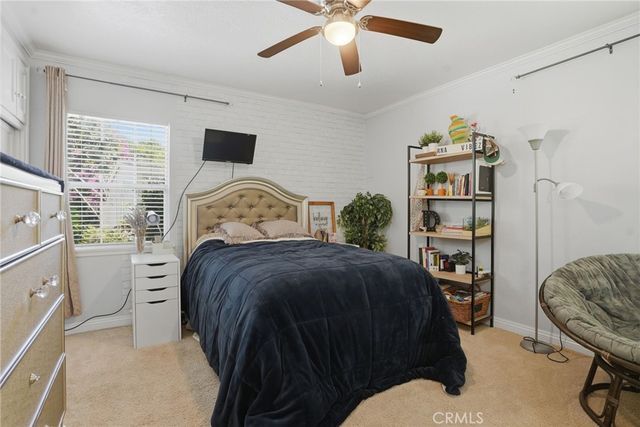 227 El Cerrito, Bakersfield, CA 93305