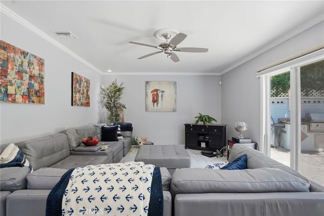 227 El Cerrito, Bakersfield, CA 93305