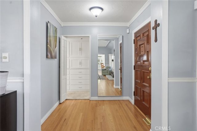 227 El Cerrito, Bakersfield, CA 93305