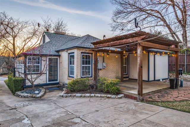 818 Valencia Street, Dallas, TX 75223