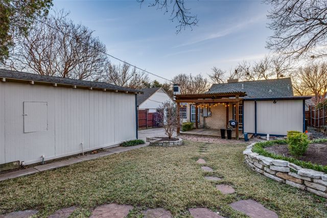 818 Valencia Street, Dallas, TX 75223