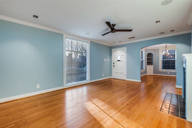 818 Valencia Street, Dallas, TX 75223