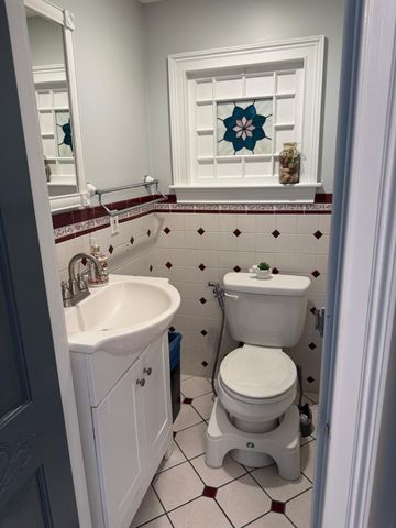 391 Adams St, Abington, MA 02351