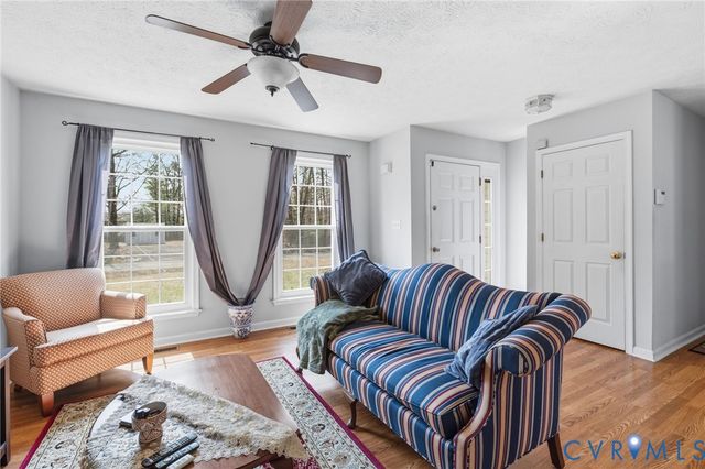 504 Gloucester Dr, Ruther Glen, VA 22546