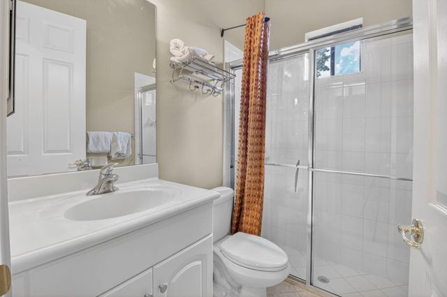 9571 Isles Cay Drive, Delray Beach, FL 33446