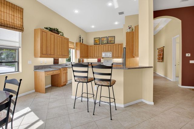 9571 Isles Cay Drive, Delray Beach, FL 33446