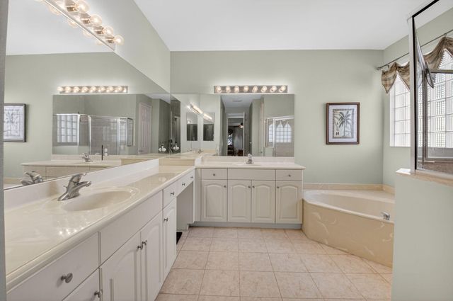 9571 Isles Cay Drive, Delray Beach, FL 33446