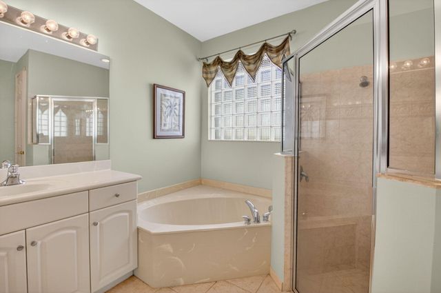 9571 Isles Cay Drive, Delray Beach, FL 33446