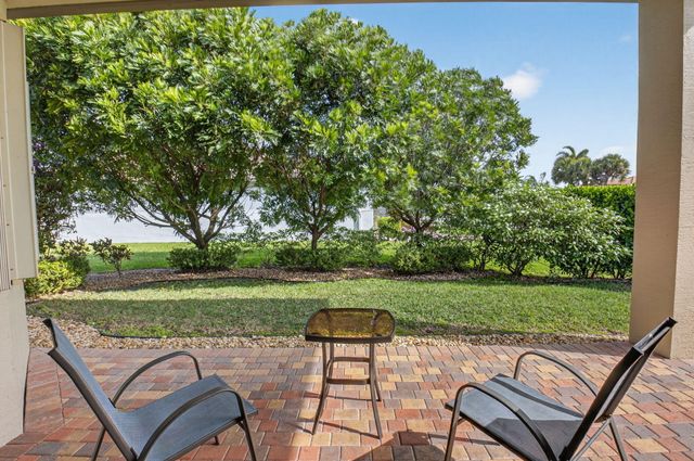 9571 Isles Cay Drive, Delray Beach, FL 33446