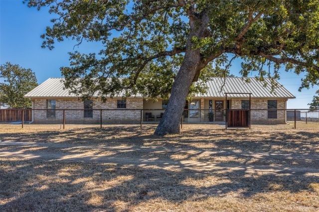 9203 S Us Highway 77 Highway, Rockdale, TX 76567