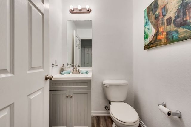 6916 Derbyshire Drive, Fort Worth, TX 76137