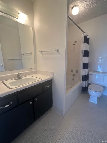 1100 Erie Ave Unit 802, Evansville, IN 47715