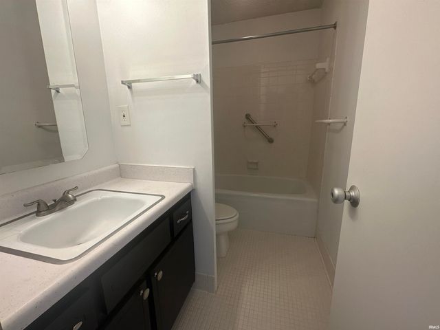 1100 Erie Ave Unit 802, Evansville, IN 47715