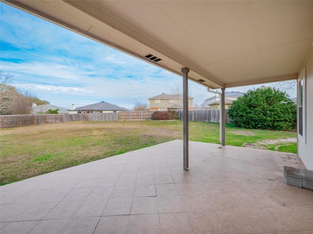 2210 Calumet DR, Harker Heights, TX 76548