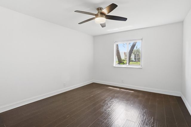110 NW 70th Street 103, Boca Raton, FL 33487