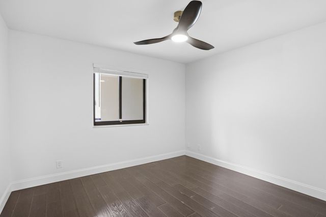 110 NW 70th Street 103, Boca Raton, FL 33487