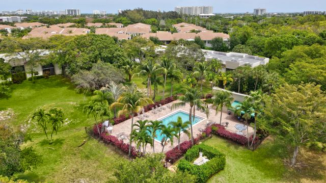 110 NW 70th Street 103, Boca Raton, FL 33487