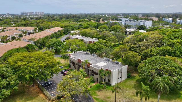 110 NW 70th Street 103, Boca Raton, FL 33487