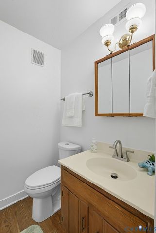 10640 Cliffmore Dr, Henrico, VA 23060