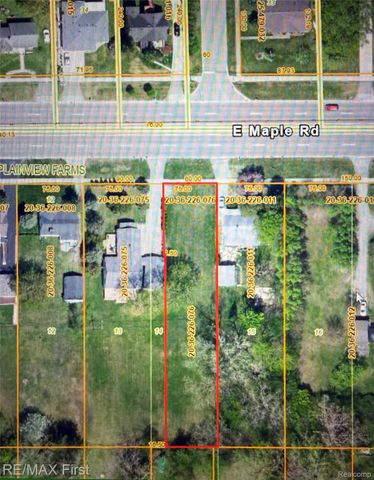 VACANT E Maple Road, Troy, MI 48083