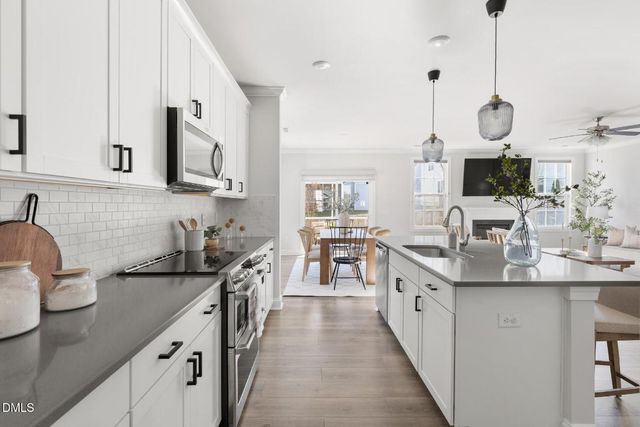 216 Sea Trail Street, Hillsborough, NC 27278