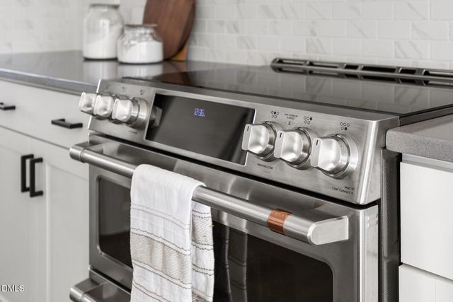 216 Sea Trail Street, Hillsborough, NC 27278