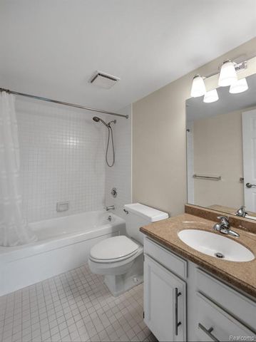 411 S Old Woodward Avenue Unit 925, Birmingham, MI 48009