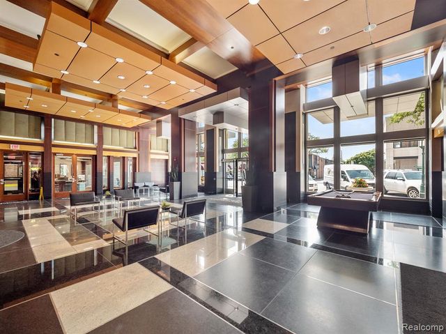 411 S Old Woodward Avenue Unit 925, Birmingham, MI 48009