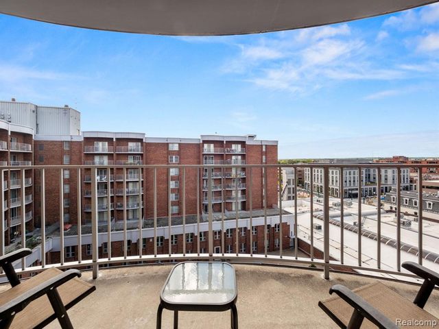 411 S Old Woodward Avenue Unit 925, Birmingham, MI 48009