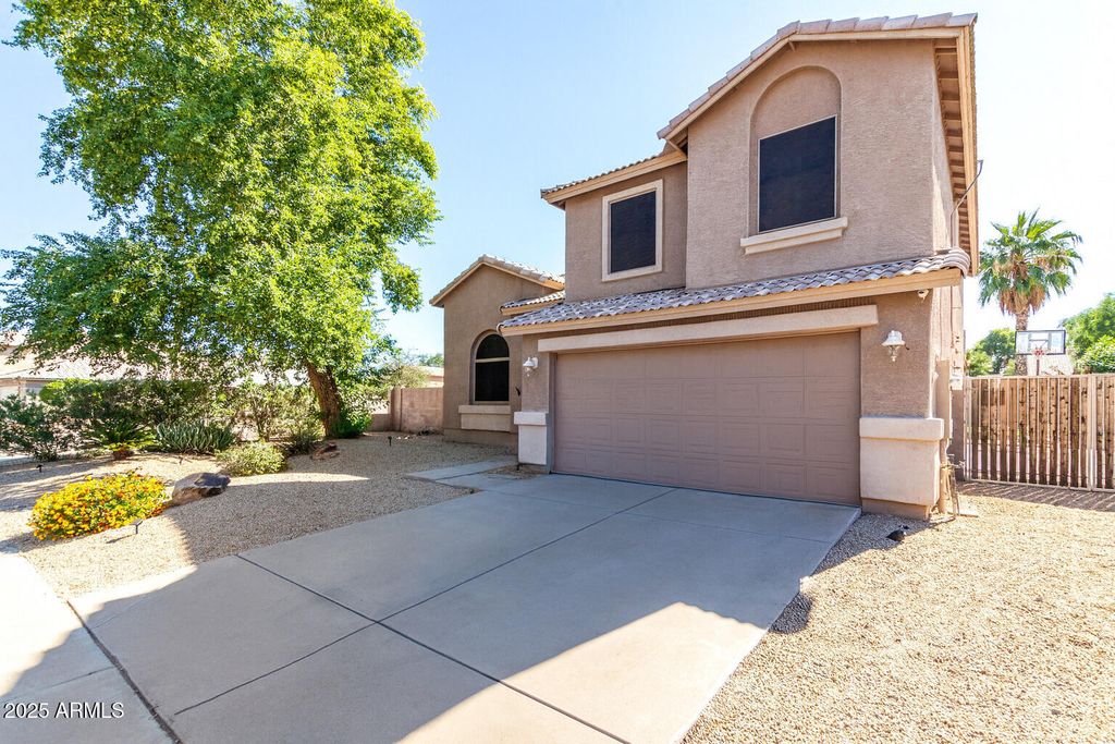 5257 W BELMONT Avenue, Glendale, AZ 85301 — photo 2