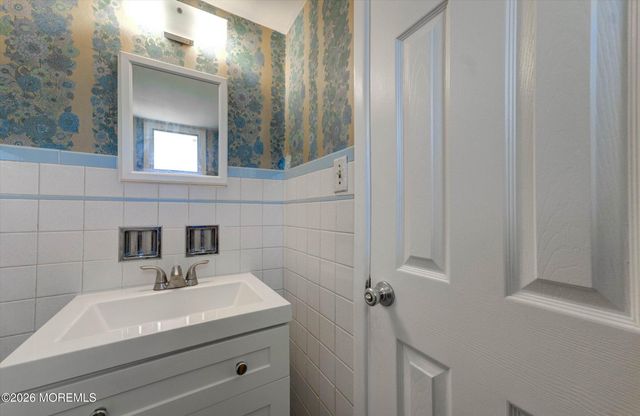 1015 Eton Way, Neptune Township, NJ 07753