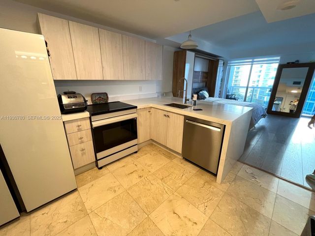 10275 Collins Ave 904, Bal Harbour, FL 33154
