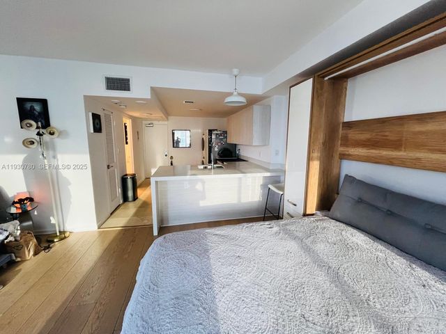 10275 Collins Ave 904, Bal Harbour, FL 33154