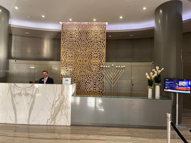 10275 Collins Ave 904, Bal Harbour, FL 33154