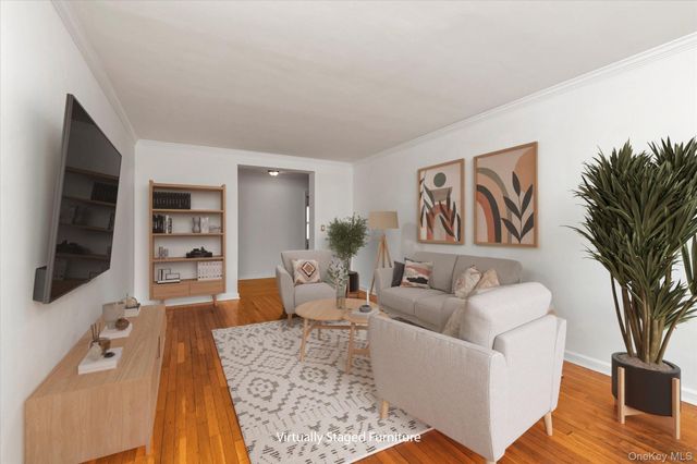 195 N Village Avenue G-2, Rockville Centre, NY 11570