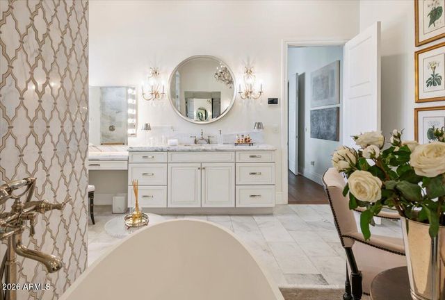 5022 E ORCHID Lane, Paradise Valley, AZ 85253