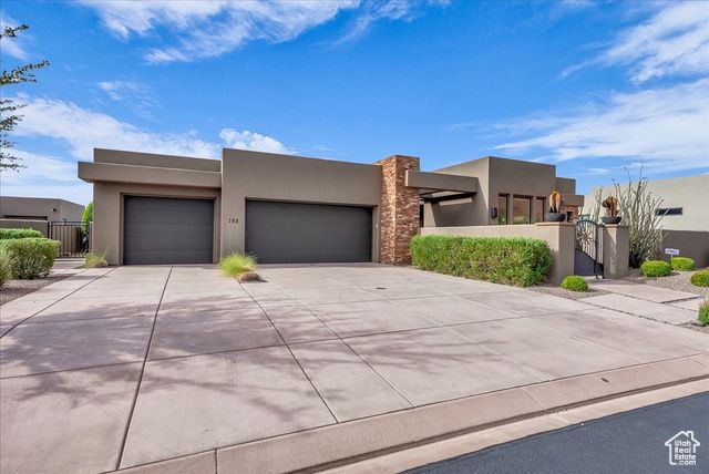 768 E PALISADES CIR, Ivins, UT 84738