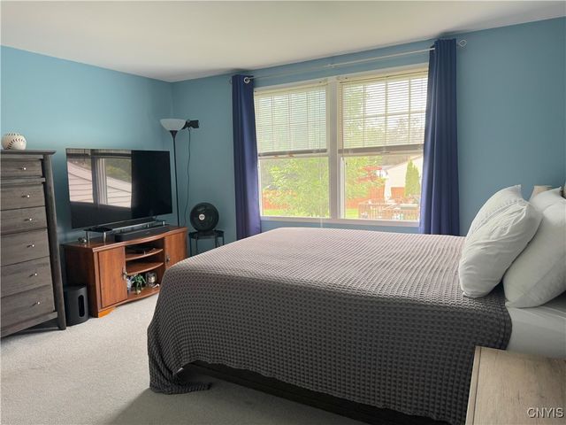 8467 Torchwood Lane, Cicero, NY 13039