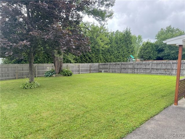 8467 Torchwood Lane, Cicero, NY 13039