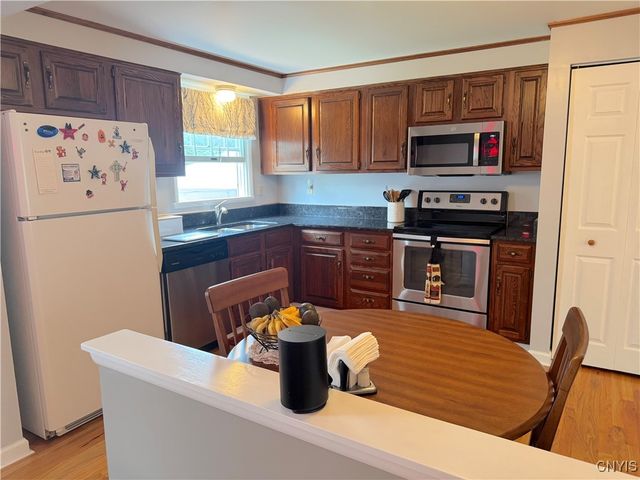 8467 Torchwood Lane, Cicero, NY 13039