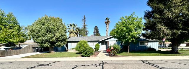 2350 S Dollner Street, Visalia, CA 93277