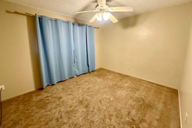 2350 S Dollner Street, Visalia, CA 93277