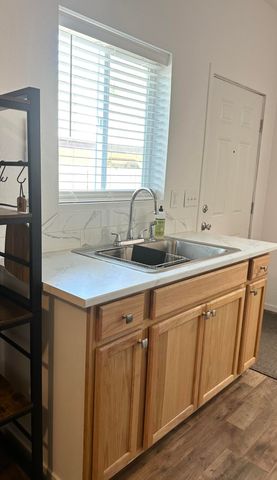 2350 S Dollner Street, Visalia, CA 93277