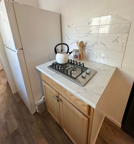 2350 S Dollner Street, Visalia, CA 93277