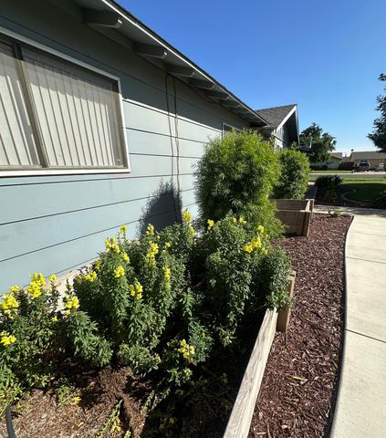 2350 S Dollner Street, Visalia, CA 93277